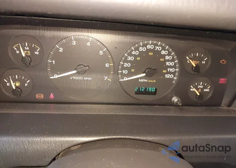 2004 Jeep Grand Cherokee Laredo z USA, uszkodzony, nr VIN 1J4GW48S34C144831